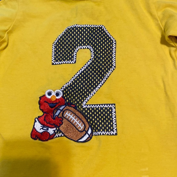 Elmo Boys Size 18 Months Football Long Sleeve Shirt Sesame Street - Picture 2 of 10
